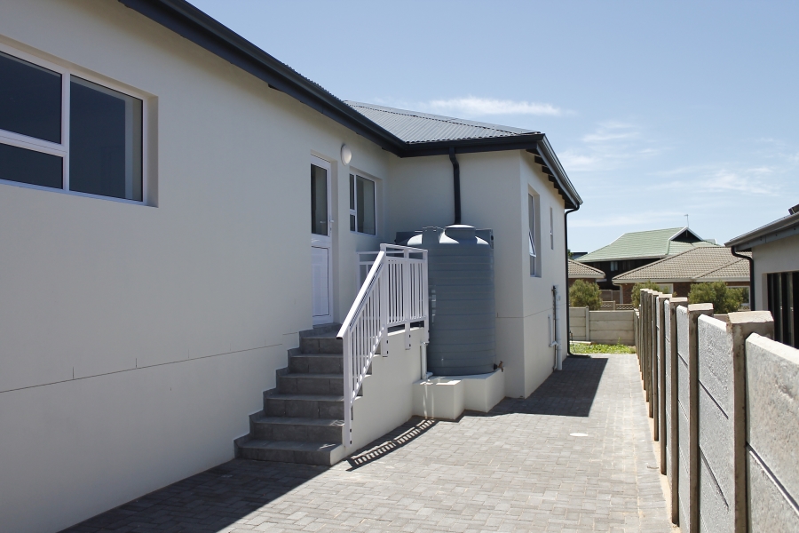 3 Bedroom Property for Sale in Stilbaai Wes Western Cape